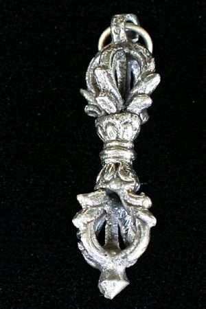 Small vajra pendant PVS1