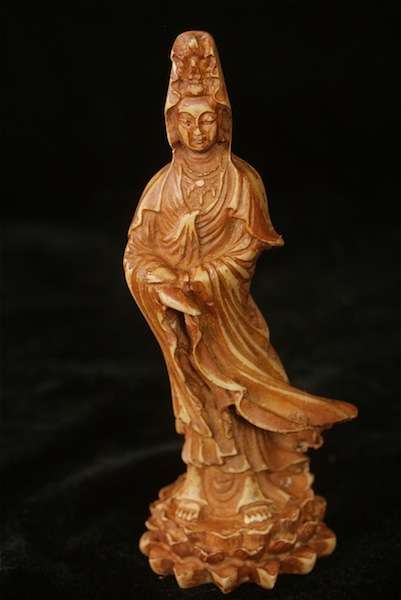Guanyin / Kwan yin / Quan yin statue resin 14cm
