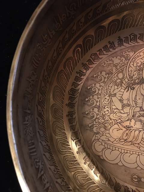 AVALOKITESVARA Etched Singing Bowl  25cm - Image 3