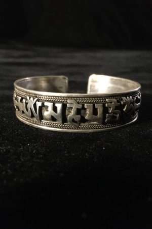 Tibetan Om Mane padme hum bracelet