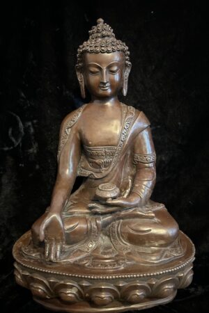 Ratnasambhava Buddha statue 33cm
