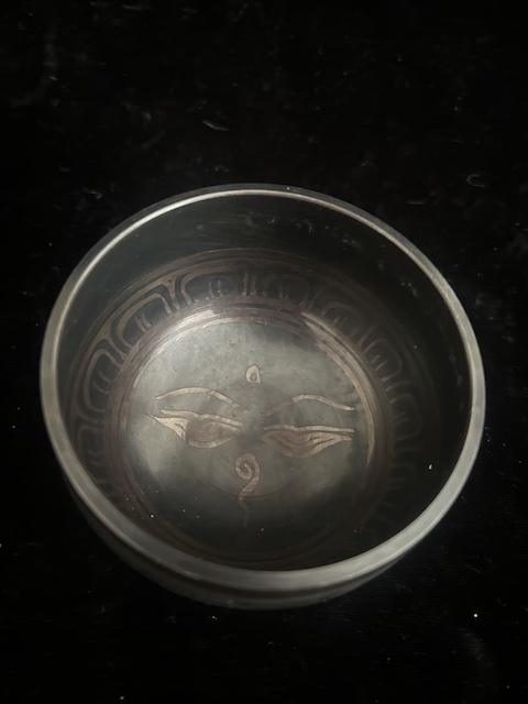 TIBETAN  SINGING BOWL 10 cm