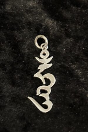 Tibetan Hum pendant silver 3cm