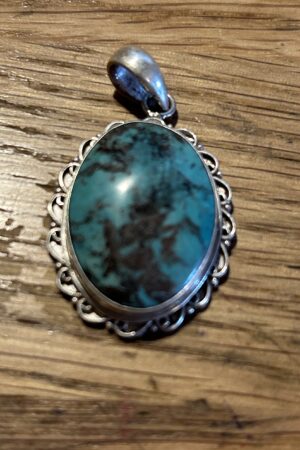 Turquoise and silver pendant 3.5cm