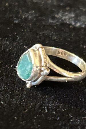 SILVER EMERALD Ring