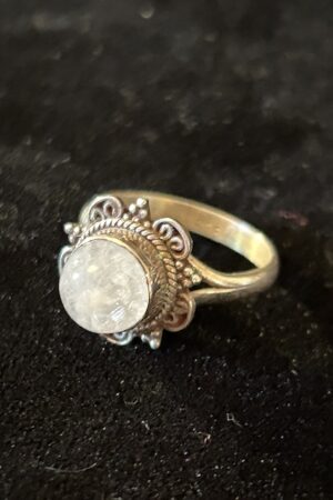 SILVER MOONSTONE Ring