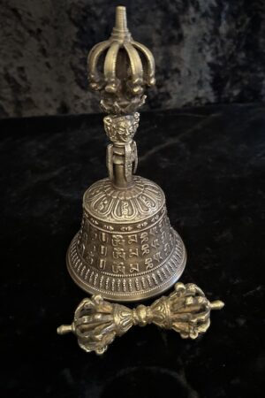 Nine prong Vajra and Bell set 18cm