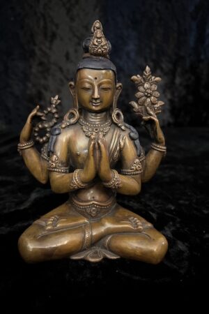 Avalokitesvara statue 17cm